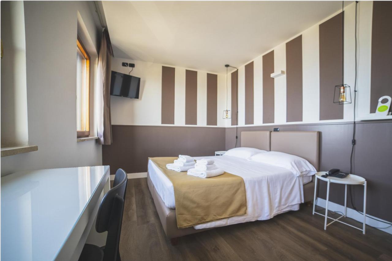 Hotel Continental Reggio Calabria Exterior photo