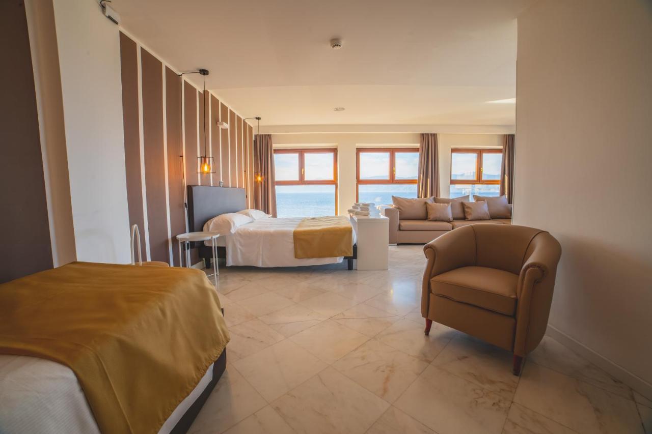 Hotel Continental Reggio Calabria Exterior photo