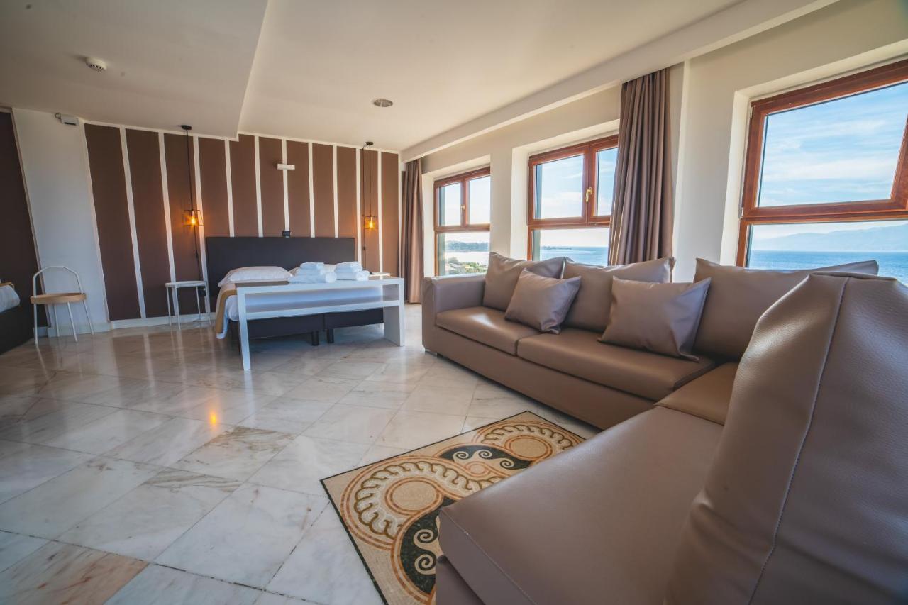 Hotel Continental Reggio Calabria Exterior photo