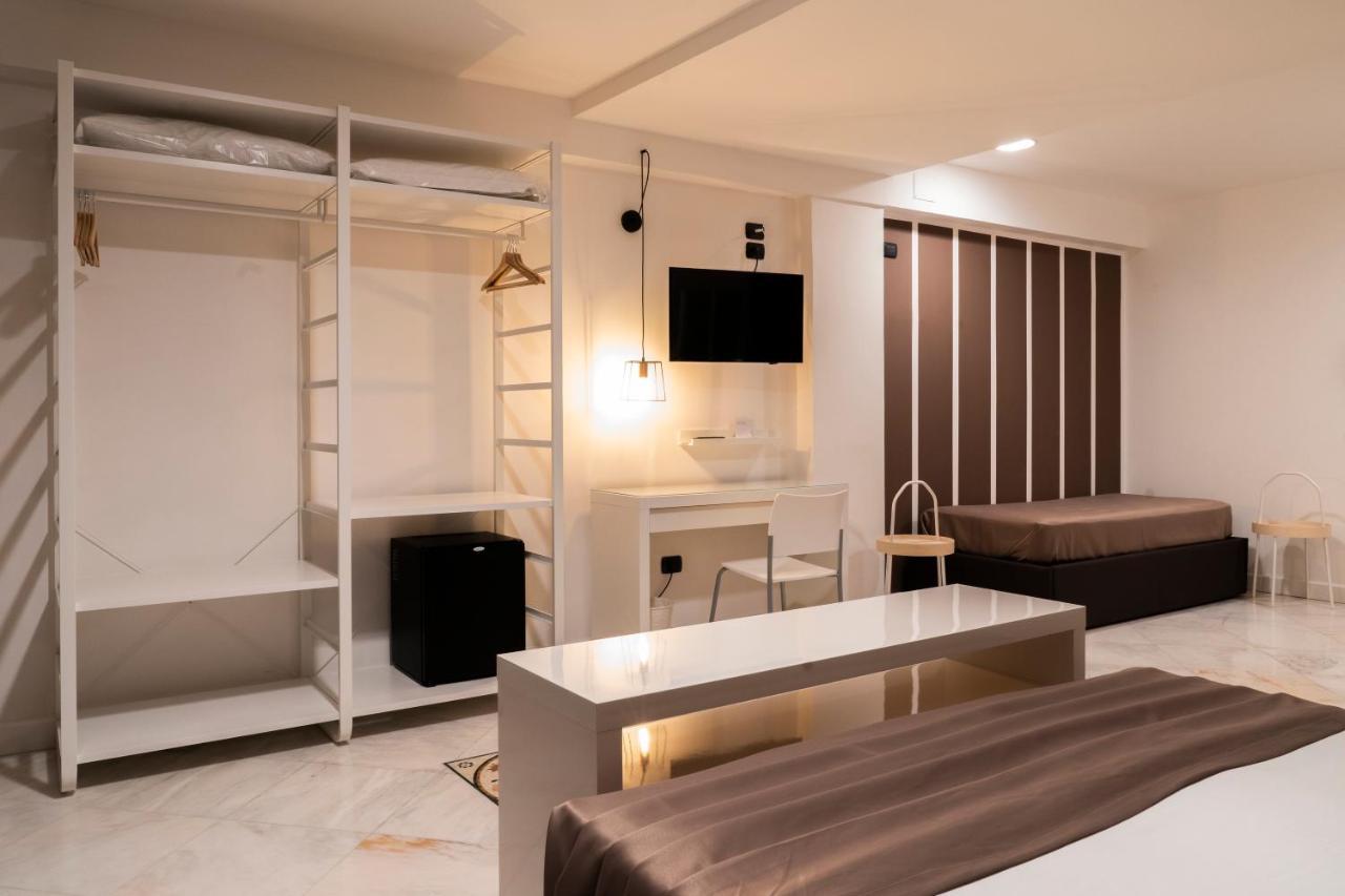 Hotel Continental Reggio Calabria Exterior photo