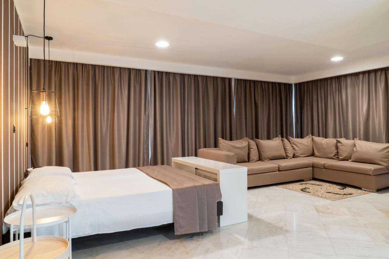 Hotel Continental Reggio Calabria Exterior photo